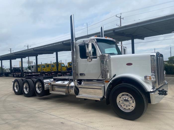 2026 Peterbilt 589-8