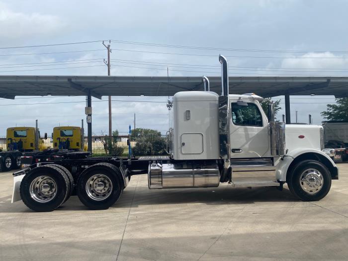 2026 Peterbilt 589-7