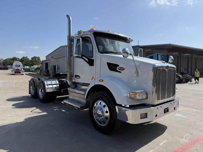 2020 Peterbilt 567-10