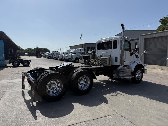 2020 Peterbilt 567-15