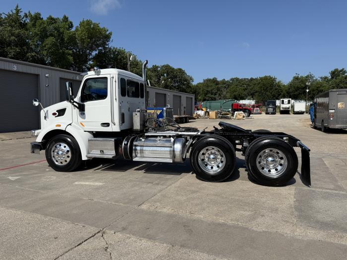 2020 Peterbilt 567-3