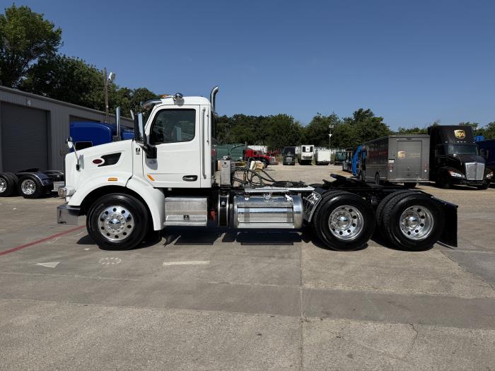 2020 Peterbilt 567-25