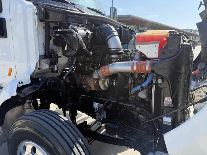 2020 Peterbilt 567-40