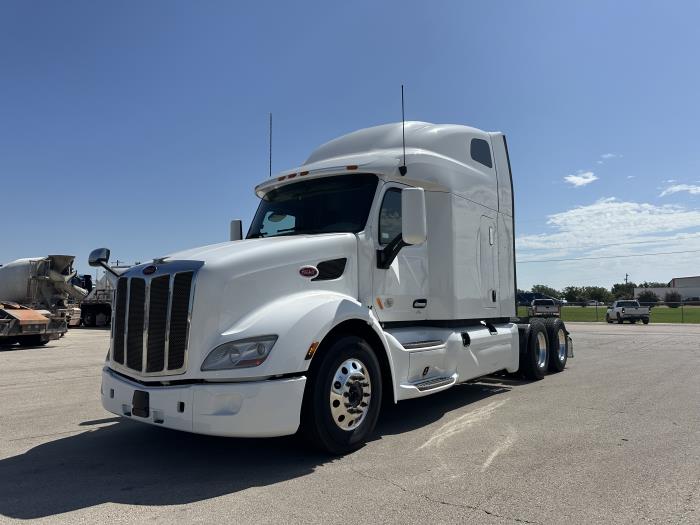2022 Peterbilt 579-1