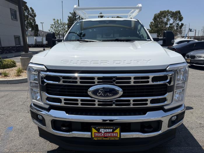 2025 Ford F-350-10