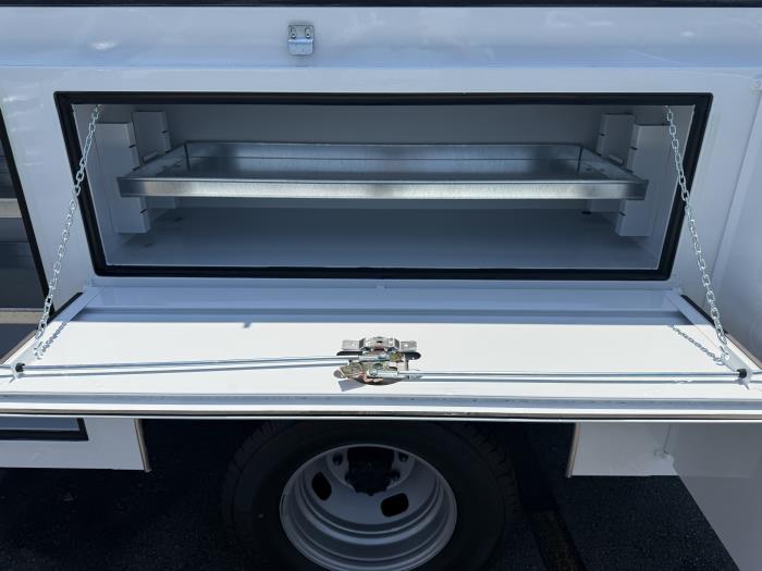 2025 Ford F-350-13
