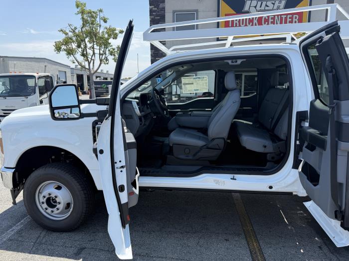 2025 Ford F-350-24