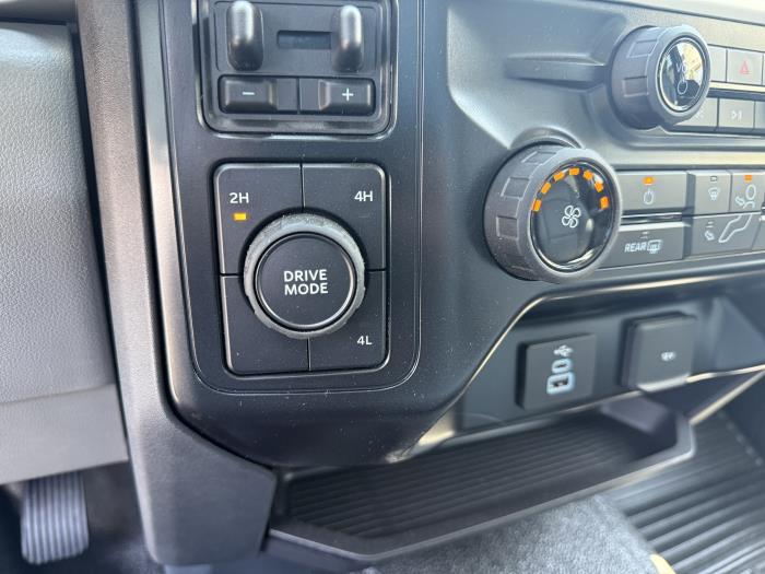 2025 Ford F-350-35