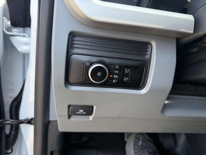 2025 Ford F-350-39