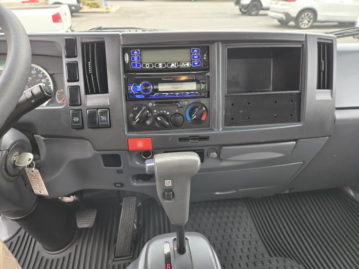 2018 Isuzu NPR-XD-11