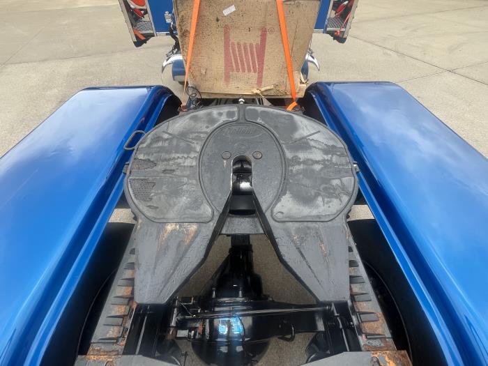 2023 Peterbilt 579-5