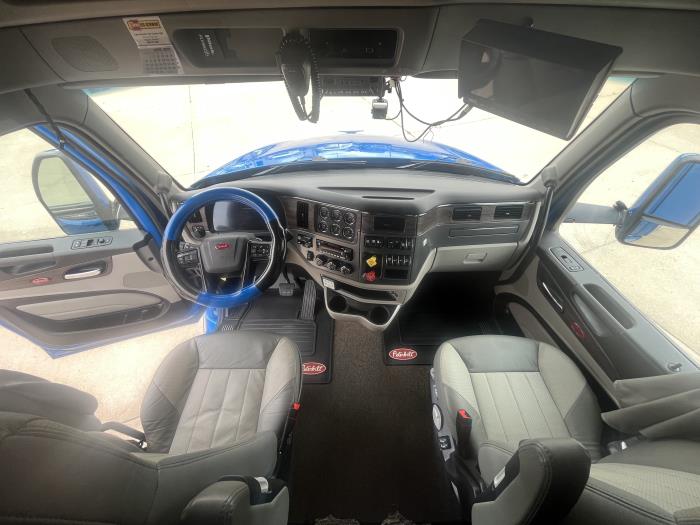 2023 Peterbilt 579-16