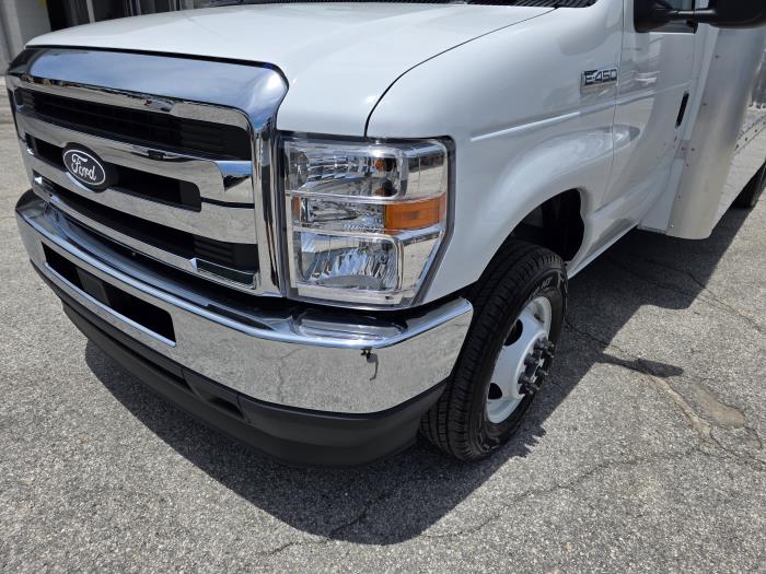 2026 Ford E-450-9