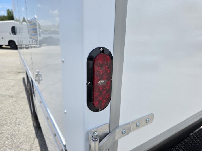 2026 Ford E-450-12