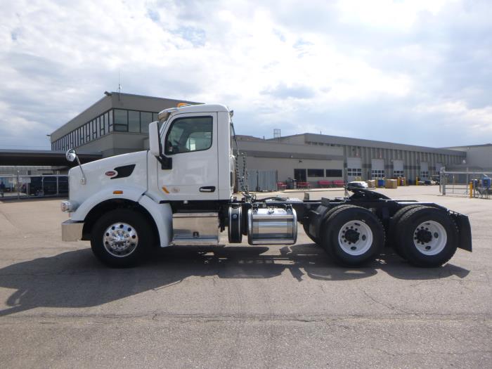 2020 Peterbilt 567-4