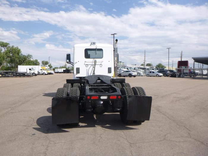 2020 Peterbilt 567-6