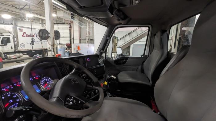 2020 International LT625-11