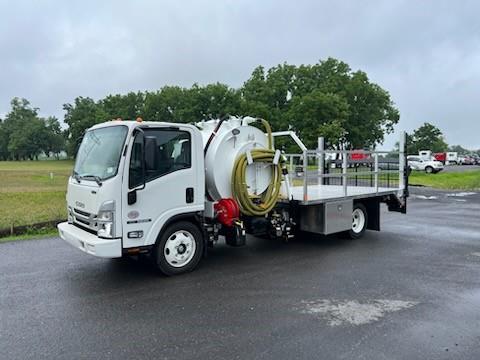 2024 Isuzu NRR-1
