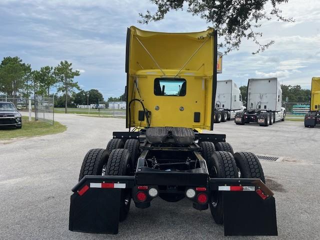 2021 Peterbilt 579-6