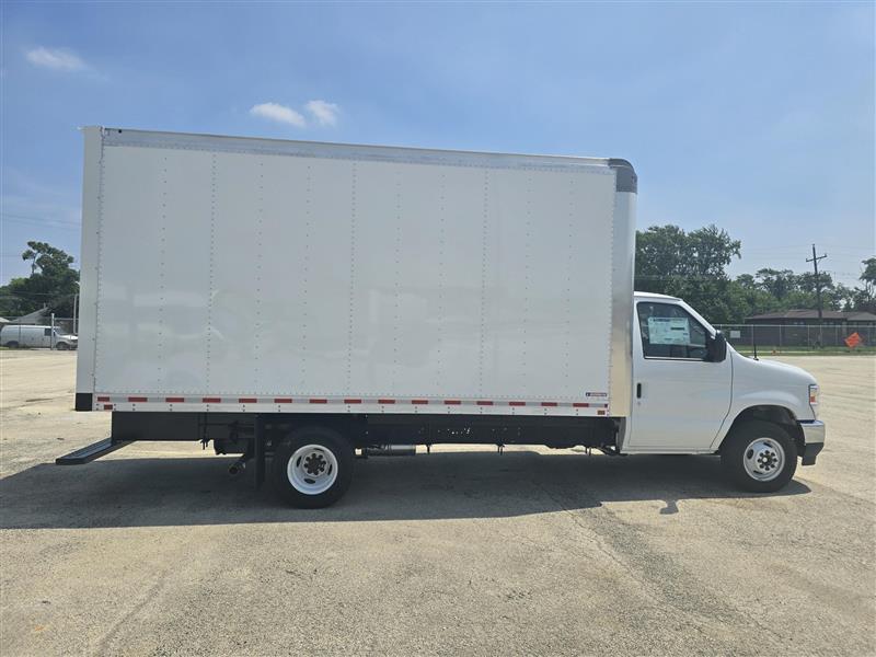 New 2026 Ford E-450 16' Morgan Truck Body Box Van for sale #1884705 - photo 6
