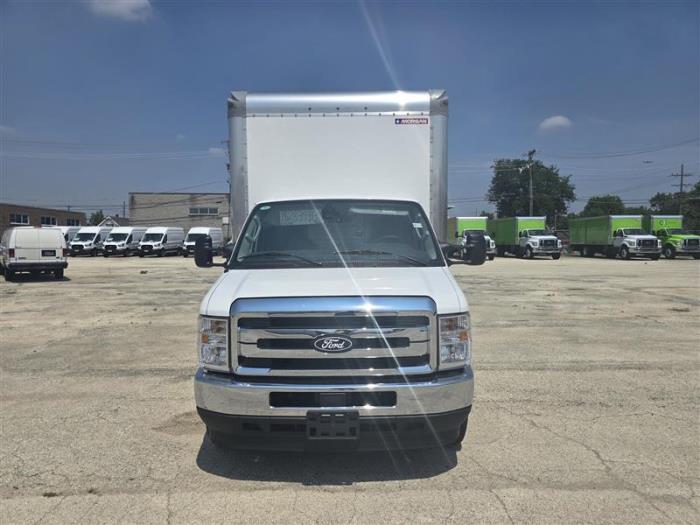 2026 Ford E-450-8