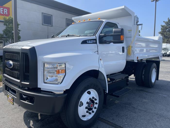 2026 Ford F-750-1
