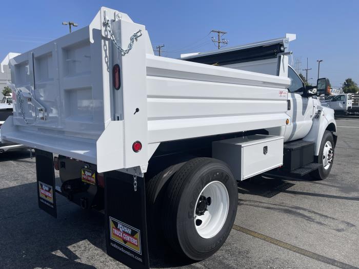 2026 Ford F-750-5