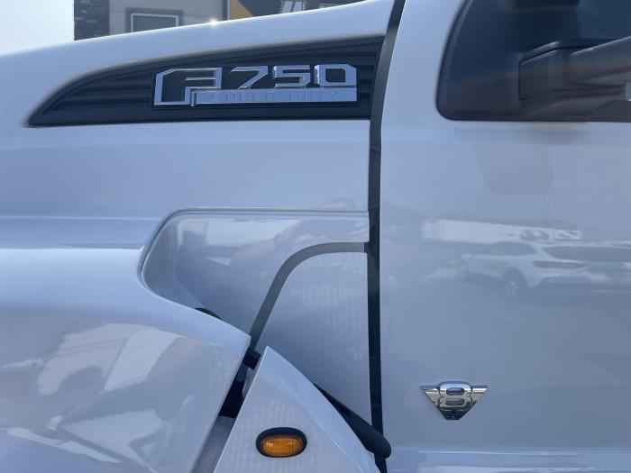 2026 Ford F-750-13