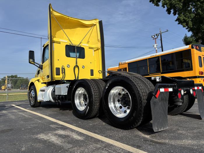 2020 Peterbilt 579-6