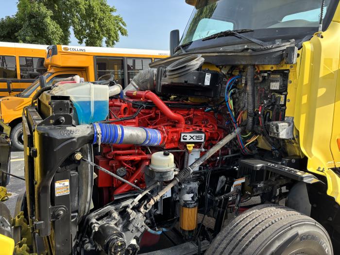 2020 Peterbilt 579-7