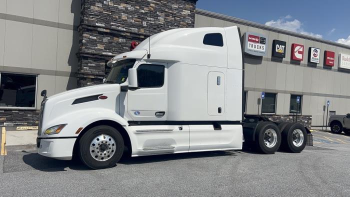 2022 Peterbilt 579-1
