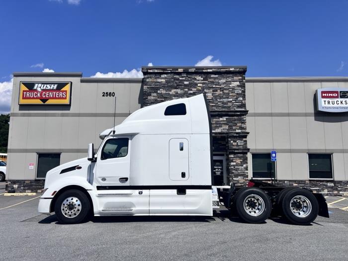 2022 Peterbilt 579-10