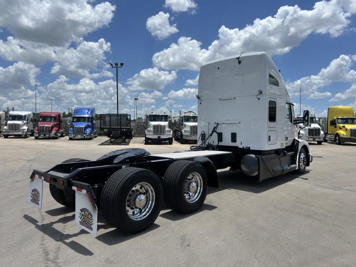 2023 Kenworth T680-5