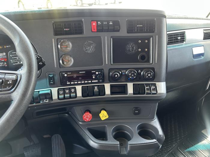 2023 Kenworth T680-36