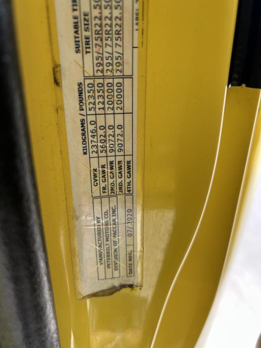 2021 Peterbilt 579-26