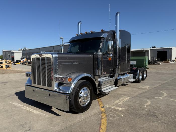 2026 Peterbilt 589-1