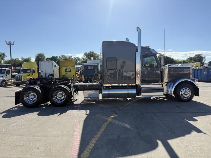 2026 Peterbilt 589-9