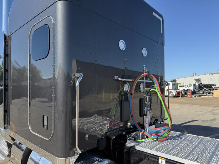 2026 Peterbilt 589-19