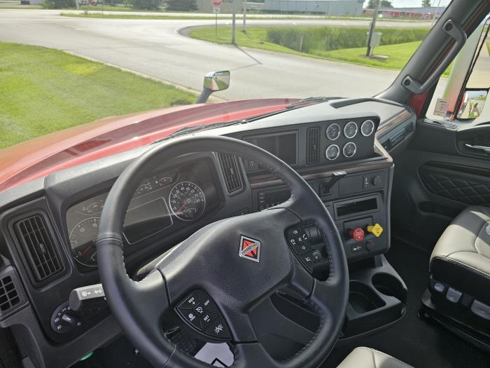 2026 International LT625-10