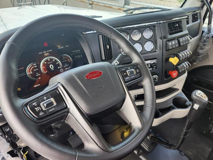 2026 Peterbilt 589-5