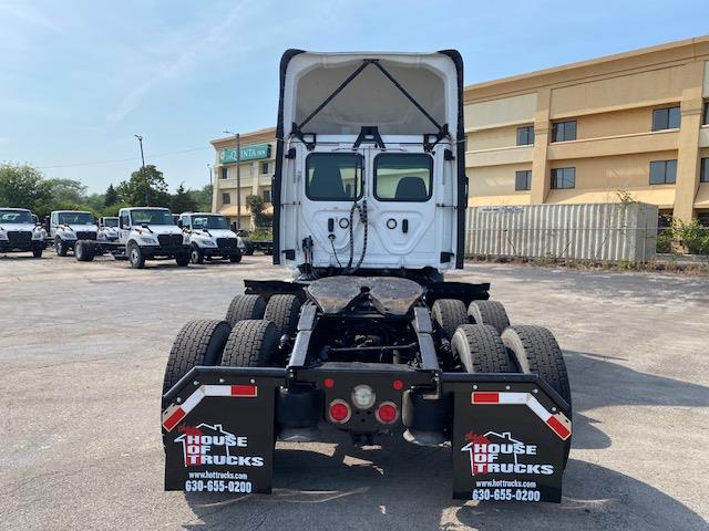 2020 Freightliner Cascadia-4