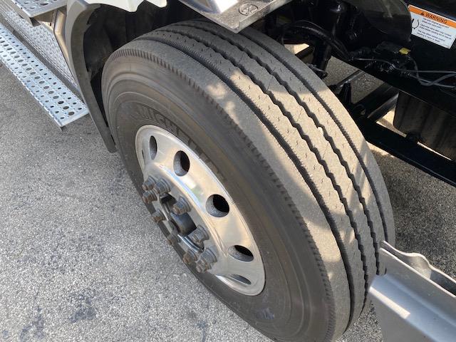 2020 Freightliner Cascadia-13