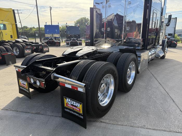 2023 Kenworth W900-4