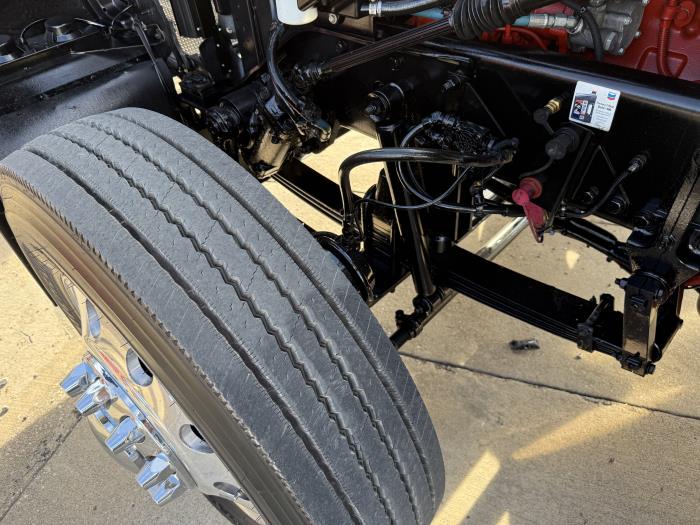 2023 Kenworth W900-49