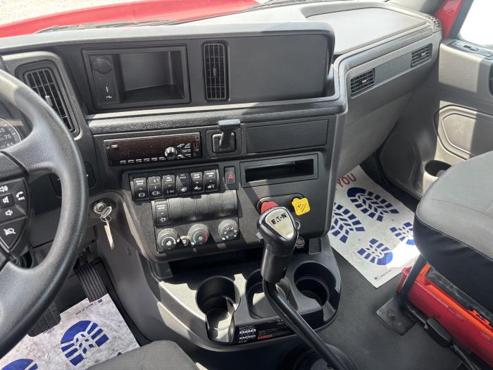 2019 International RH613-2