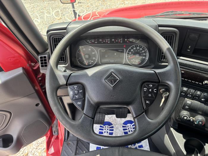 2019 International RH613-4