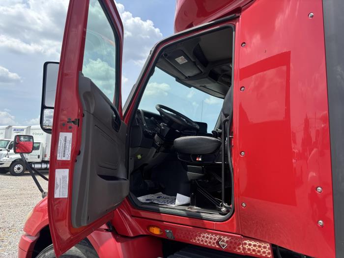 2019 International RH613-6