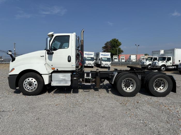 2021 International LT625-15