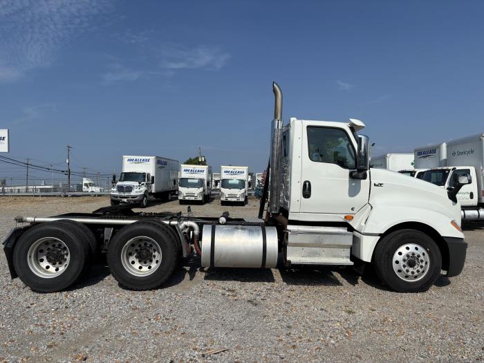 2021 International LT625-19