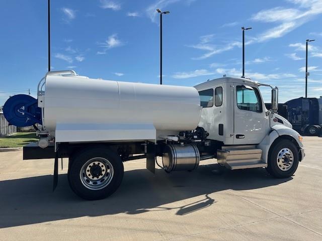 2025 Peterbilt 536-8